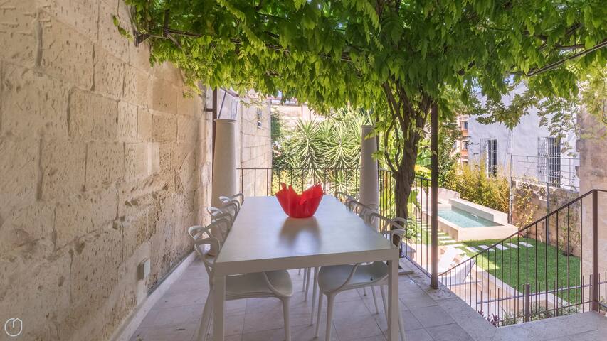 Palazzo Acquaviva gallery image 2