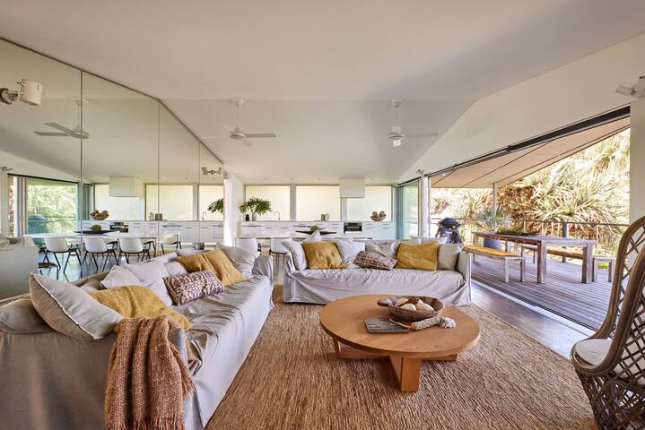 Byron Bay Villa gallery image 3
