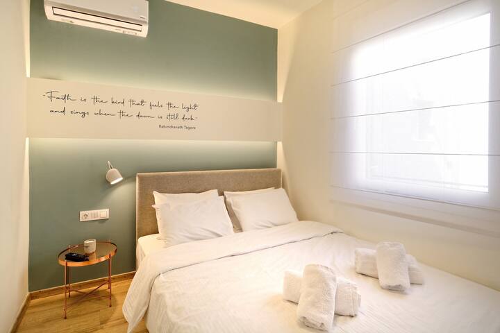 Modern & Spacious Apartment Ideal for Groups gallery image 5