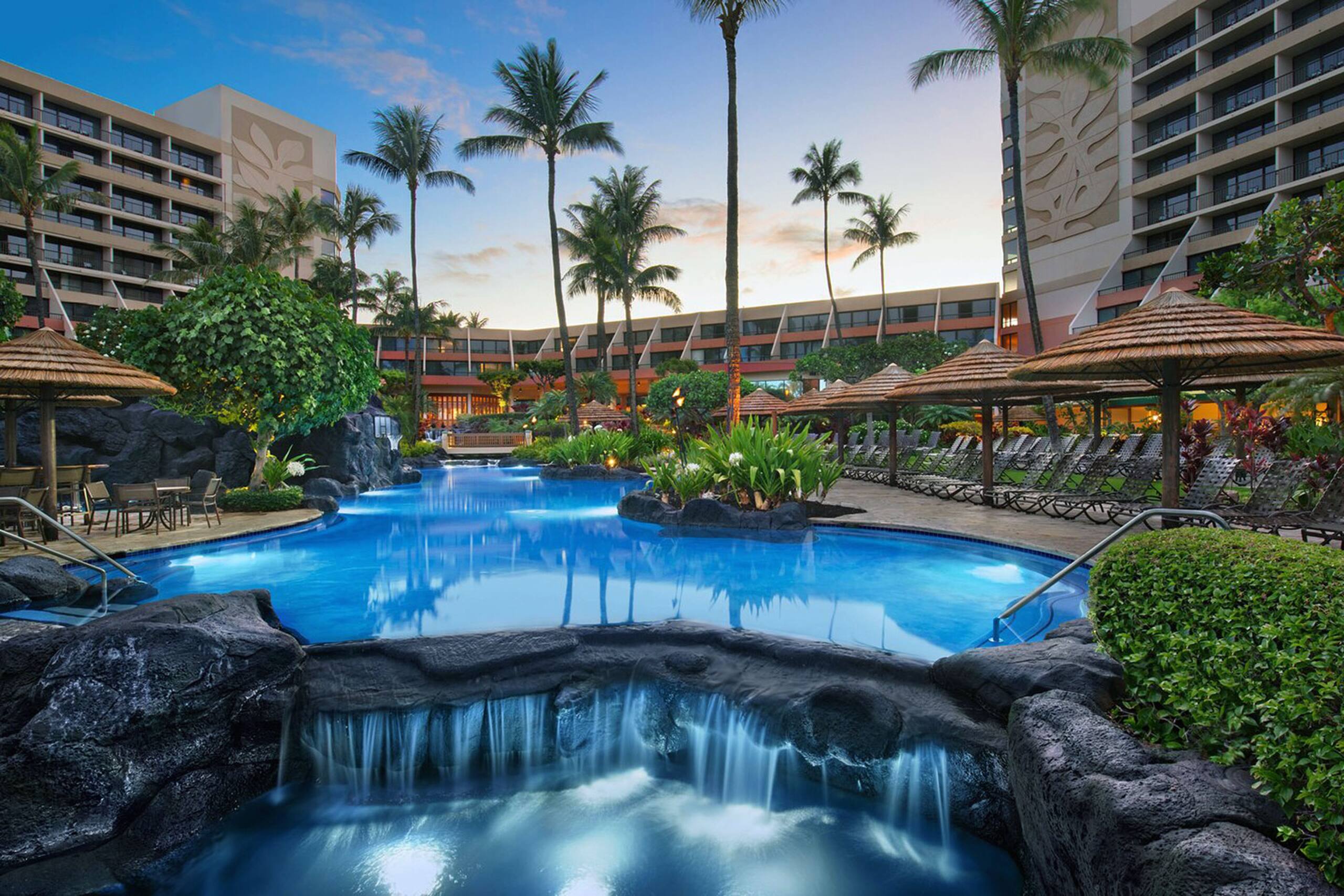 Condo in Lahaina · ★5.0 · 2 bedrooms · 4 beds · 2 private baths - Image 14