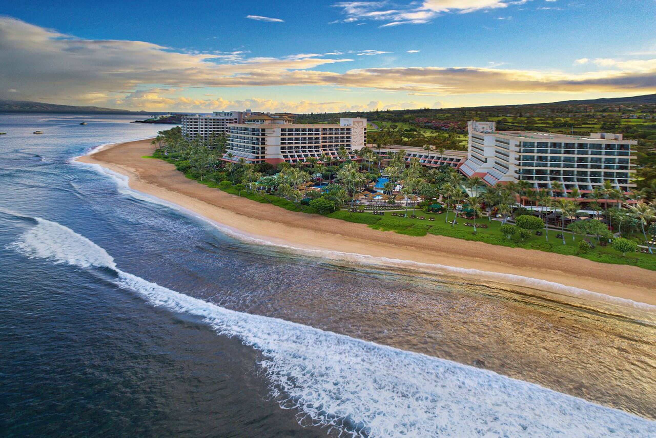 Condo in Lahaina · ★5.0 · 2 bedrooms · 4 beds · 2 private baths - Image 21