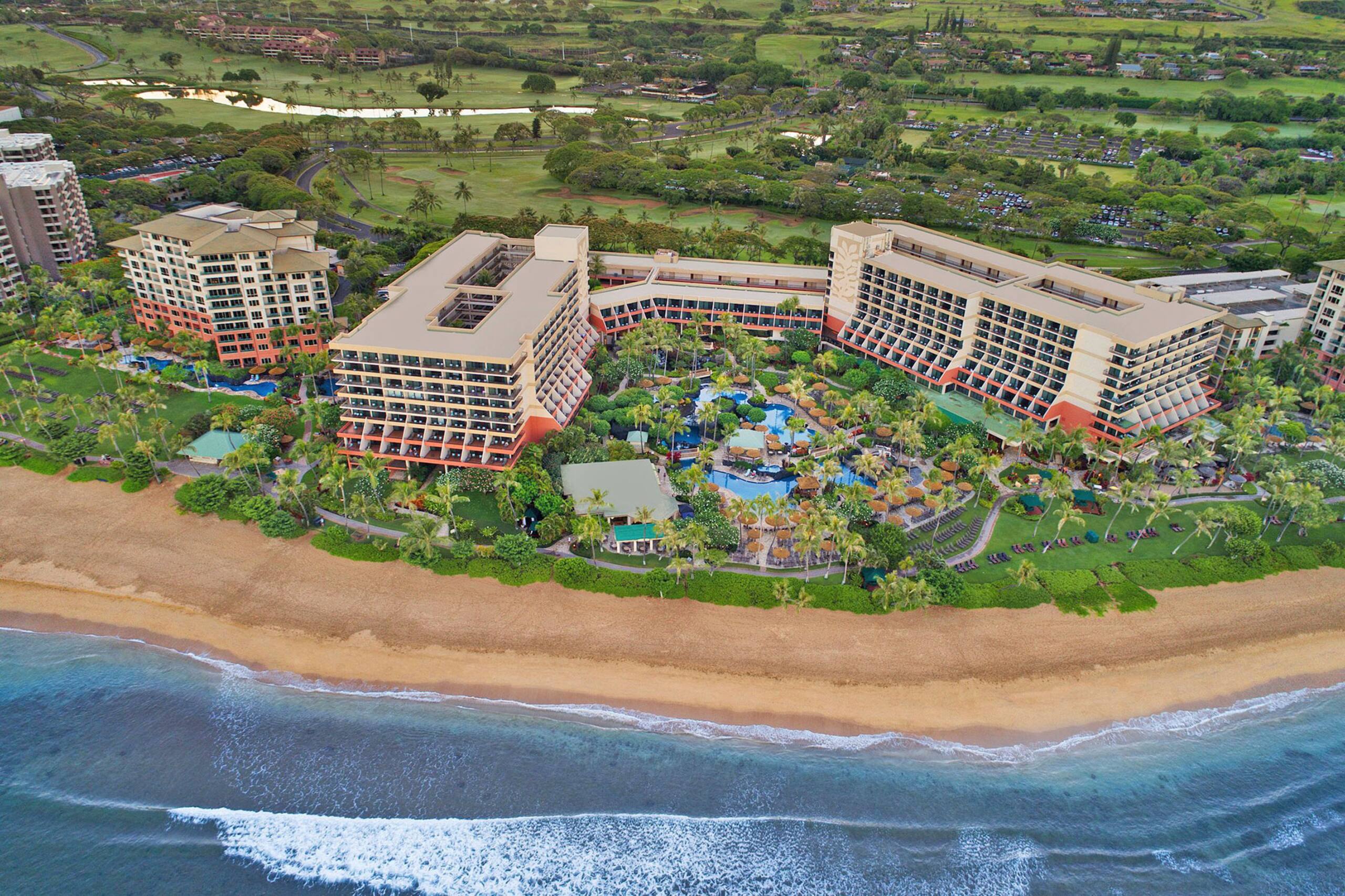 Condo in Lahaina · ★5.0 · 2 bedrooms · 4 beds · 2 private baths - Image 2