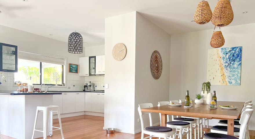 Sea Breeze gallery image 3