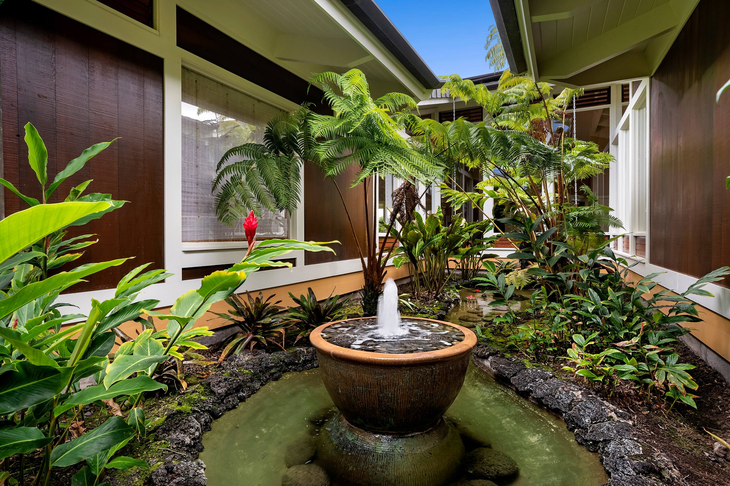 Home in Kailua-Kona · ★4.83 · 3 bedrooms · 3 beds · 2 baths - Image 34