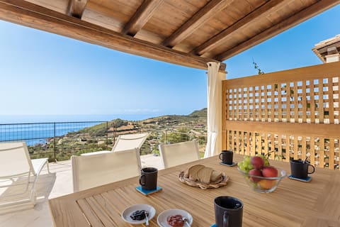 Casa Alba sea view with pool