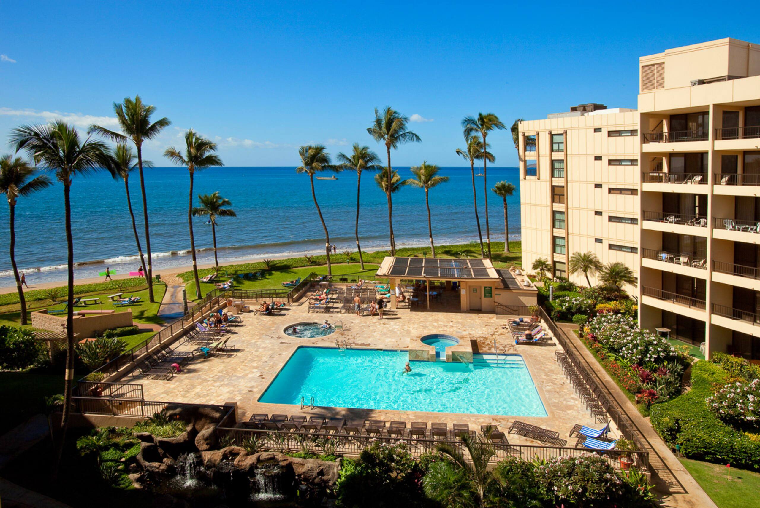 Condo in Kihei · ★4.92 · 1 bedroom · 2 beds · 1 shared bath - Image 5