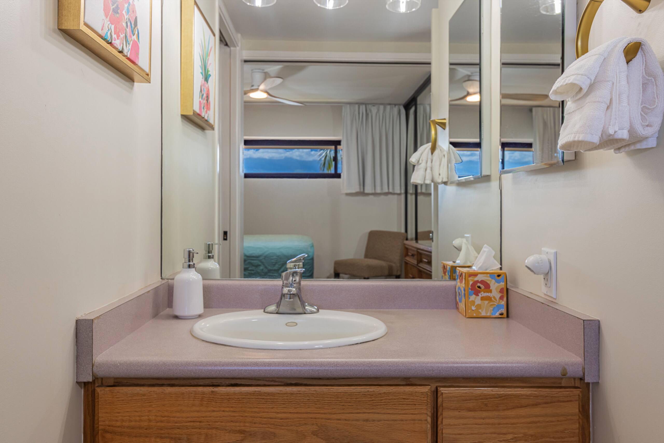 Condo in Kihei · ★4.92 · 1 bedroom · 2 beds · 1 shared bath - Image 23