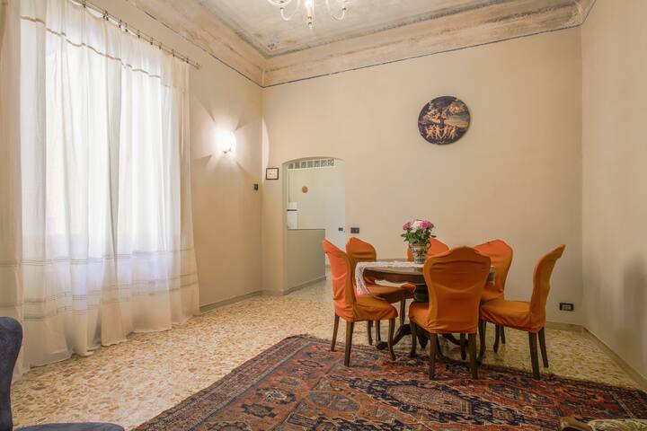 Myosotis – Sweet Dreams in Florence gallery image 3