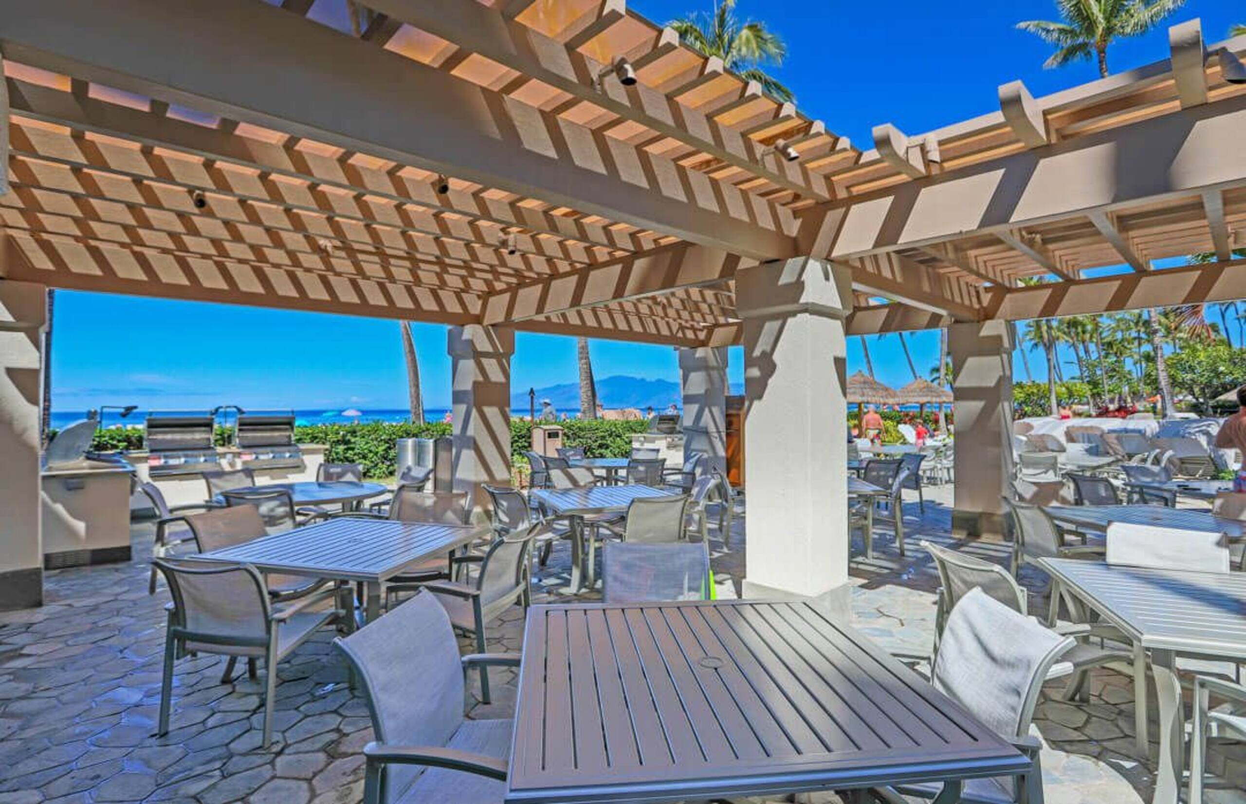 Condo in Lahaina · ★4.8 · 2 bedrooms · 3 beds · 2 baths - Image 33