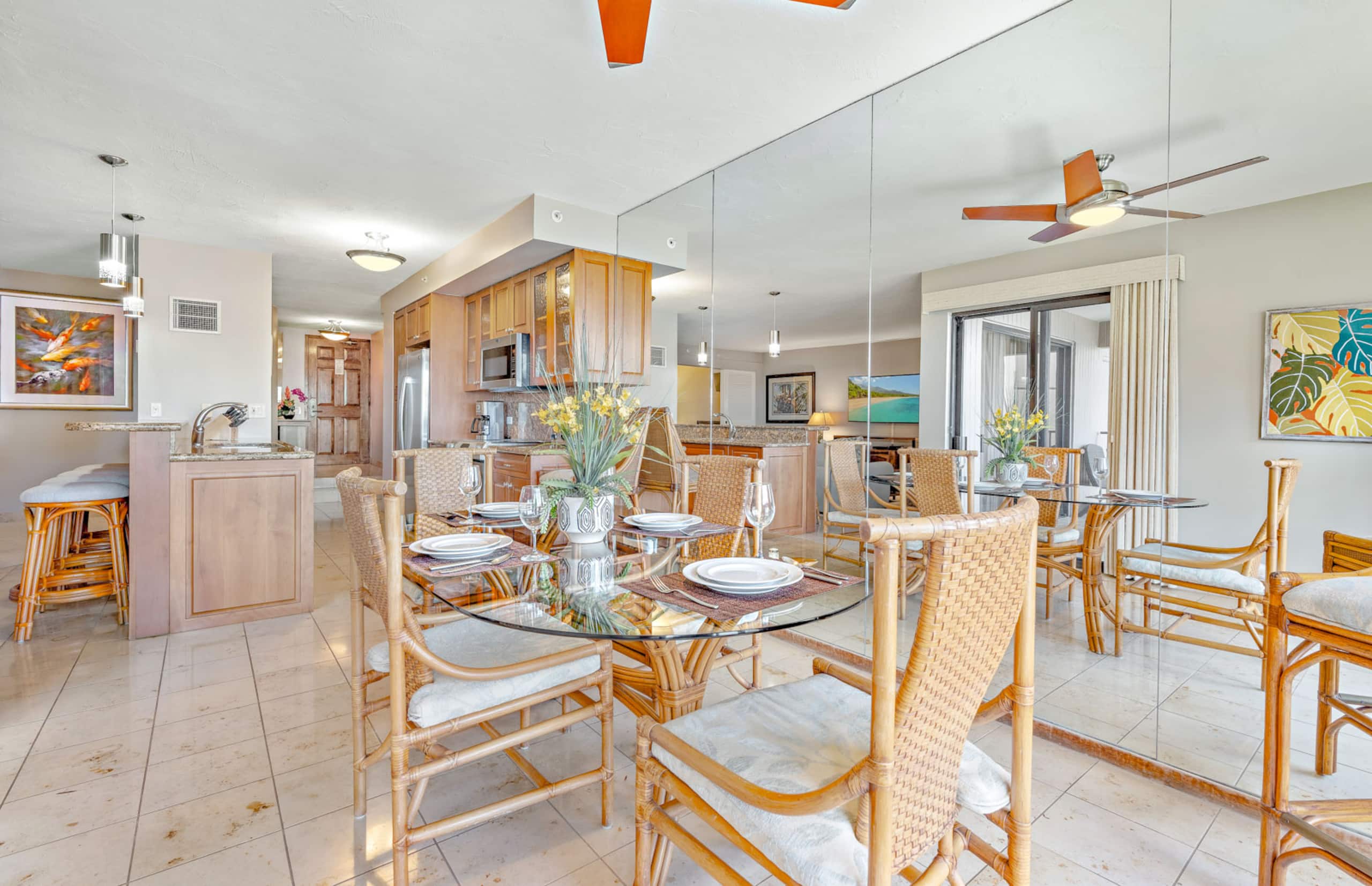 Condo in Lahaina · ★4.8 · 2 bedrooms · 3 beds · 2 baths - Image 9