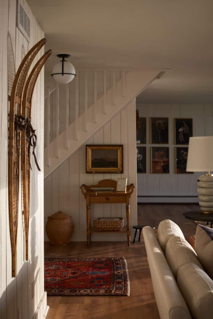 The Asher - Designer Retreat On Private Beach - Belgium, WI