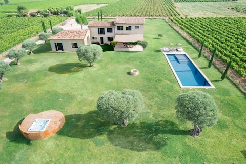 BERSY Luxury Properties® LUXE 360° View Pool & SPA