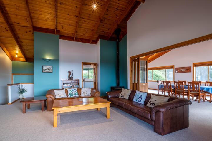 Ashani – 4Brm 3Bath gallery image 3