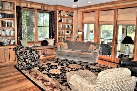 3 Bdrm in Georgetown's Historic District
