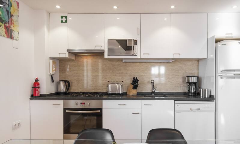 LV Premier P.Real PI1- Central/River Views/Terrace gallery image 5