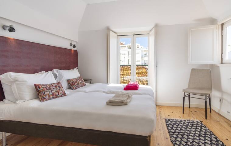 LV Premier P.Real PI1- Central/River Views/Terrace gallery image 4