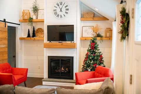 Modern Farmhouse Getaway Close to Hershey