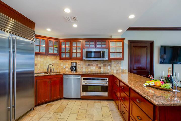 Waipouli Beach Resort A406 gallery image 3