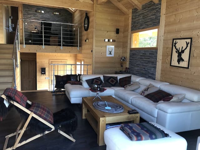 Orpi Agence immo Alpine Villard-de-Lans managed Airbnb listing 1