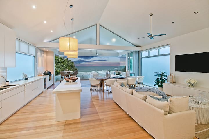 Gold Coast Holiday Homes managed Airbnb listing 1