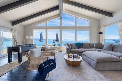 Lakeview by AvantStay | Private Waterfront Cabin