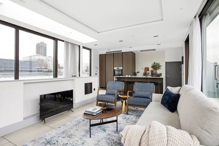 Stunning Private Terrace Penthouse 3 Bedroom AC gallery image 3