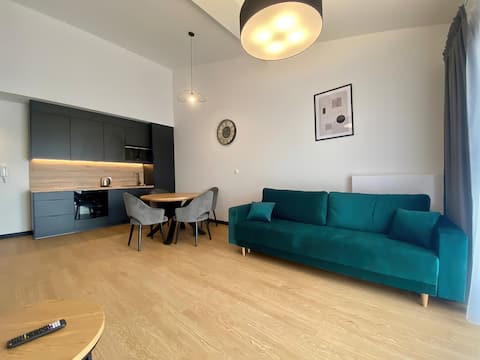 Marynarska 10D | Air Conditioned Apartment | Gym