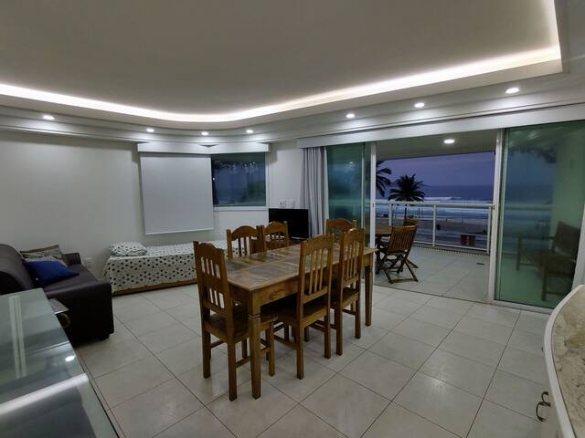 FABULOUS SEA FRONT APT WITH BALCONY AND LANAI VIEW #B2-005 gallery image 2