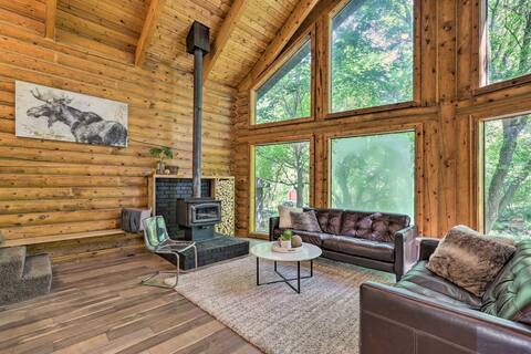 Provo Cabin w/ Mountain Views, Babbling Creek