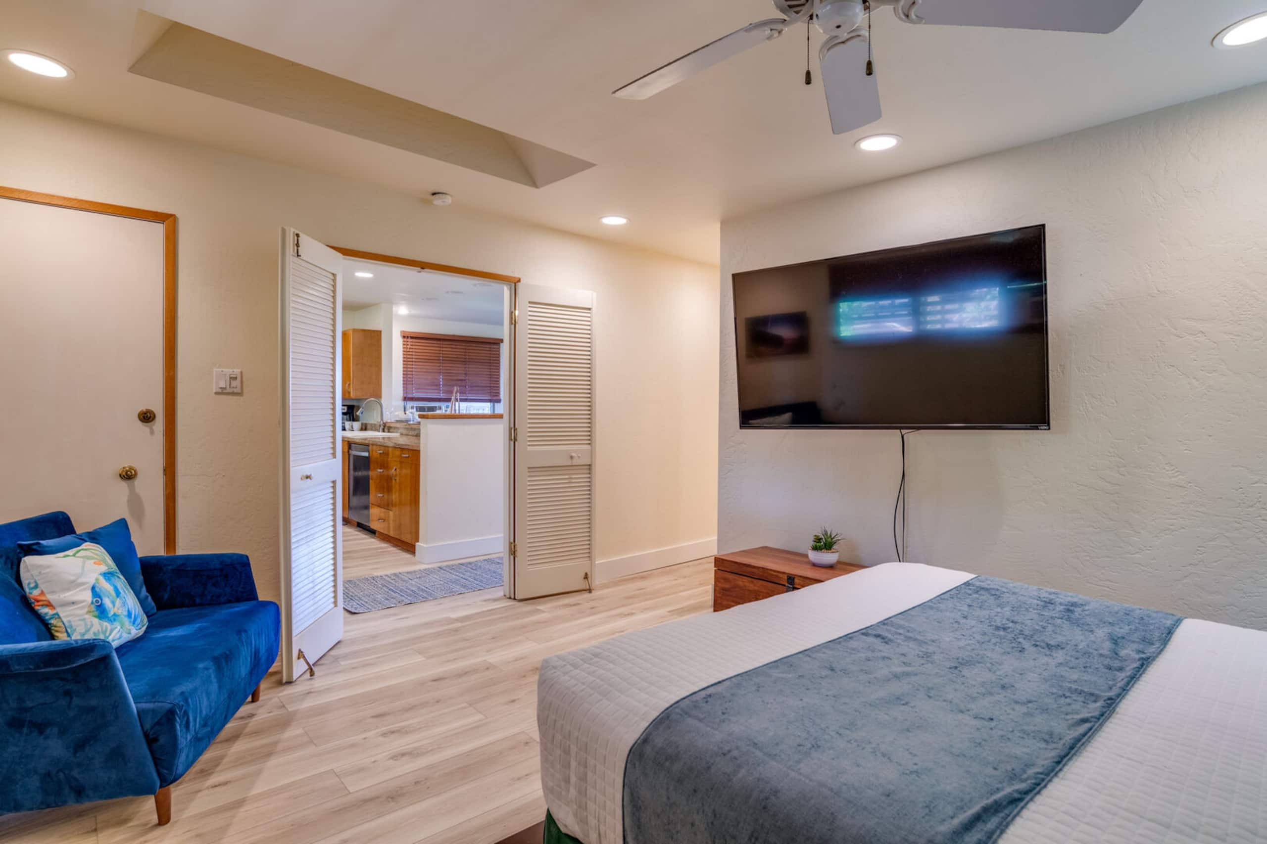 Condo in Lahaina · ★4.82 · 2 bedrooms · 2 beds · 2 baths - Image 19