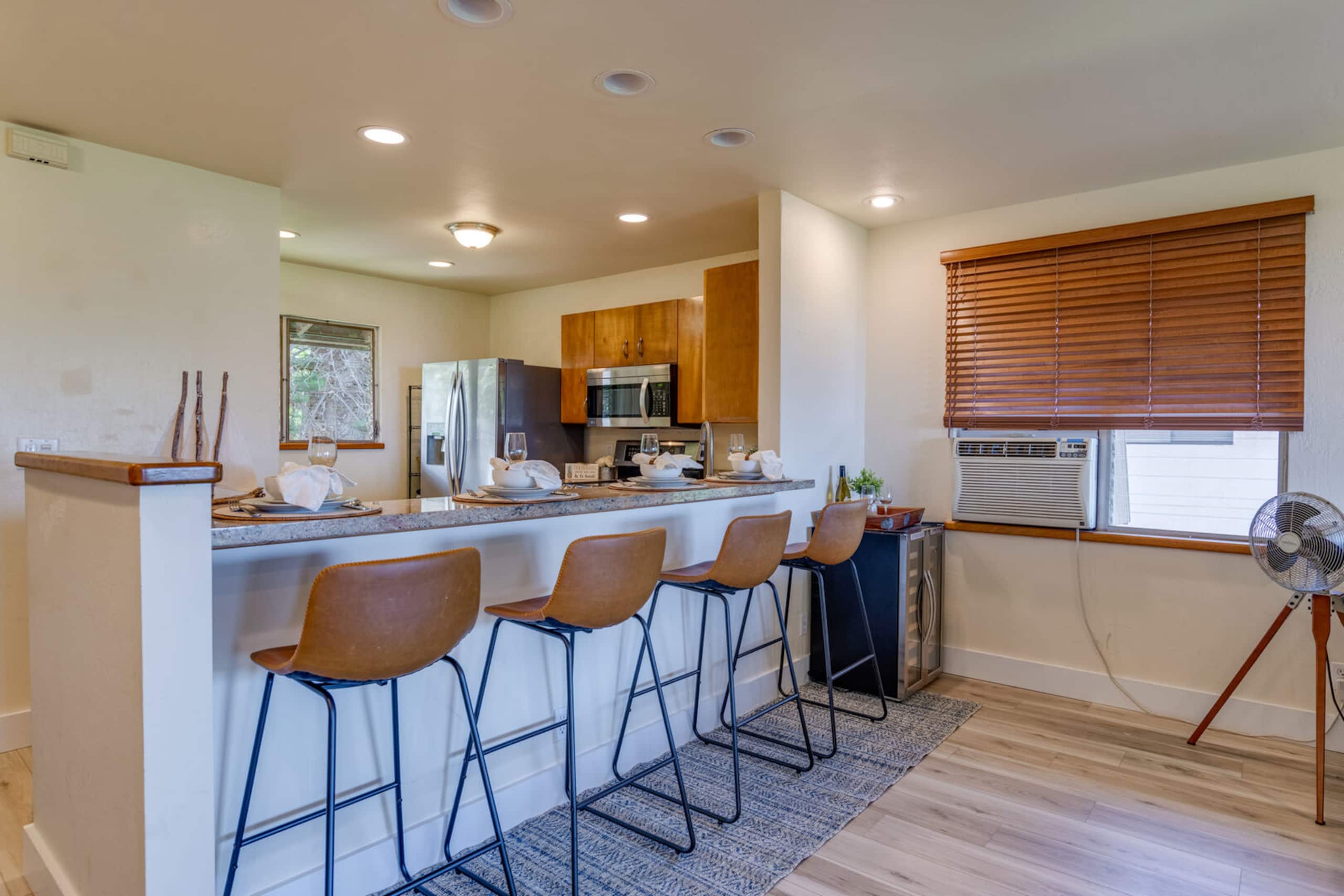 Condo in Lahaina · ★4.82 · 2 bedrooms · 2 beds · 2 baths - Image 6