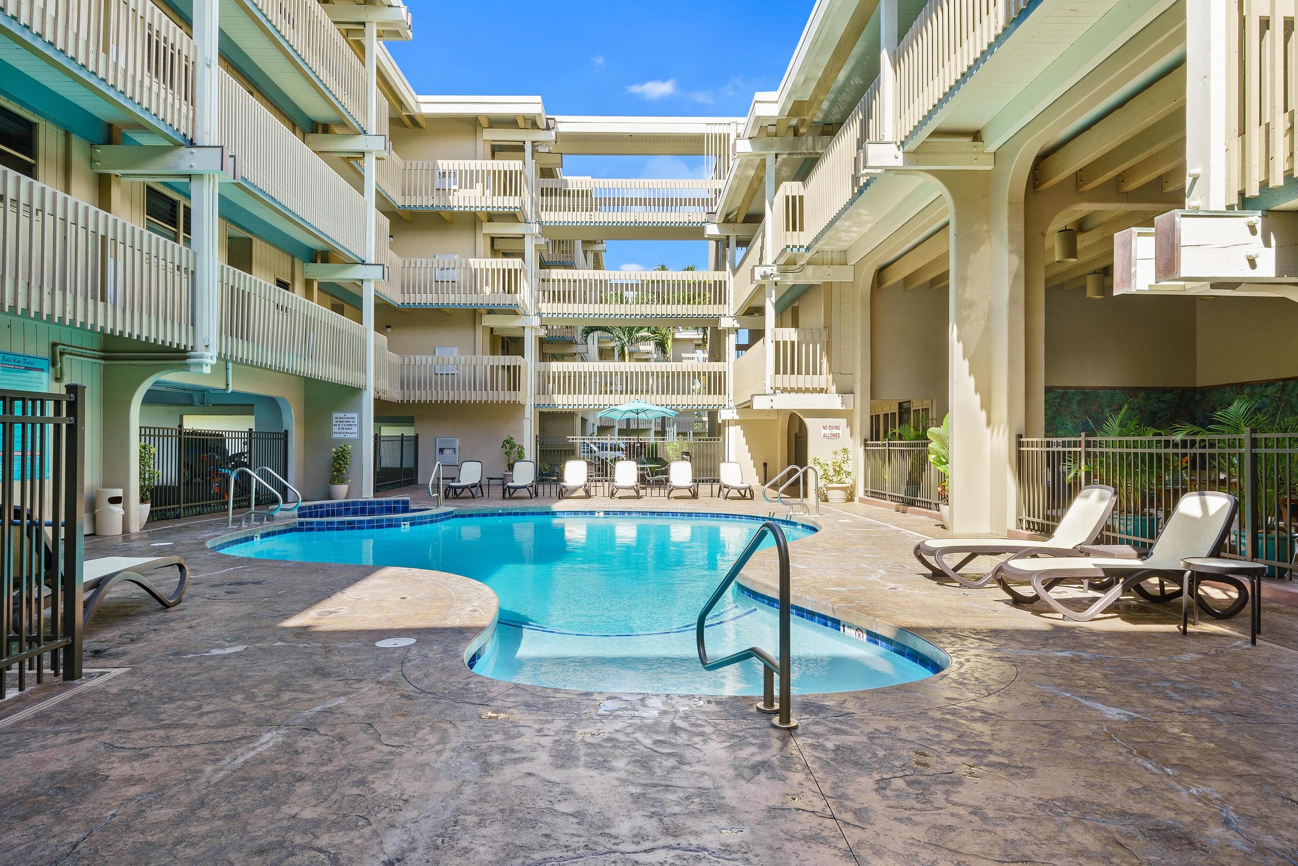 Condo in Kailua-Kona · ★4.67 · 3 bedrooms · 5 beds · 2 baths - Image 35