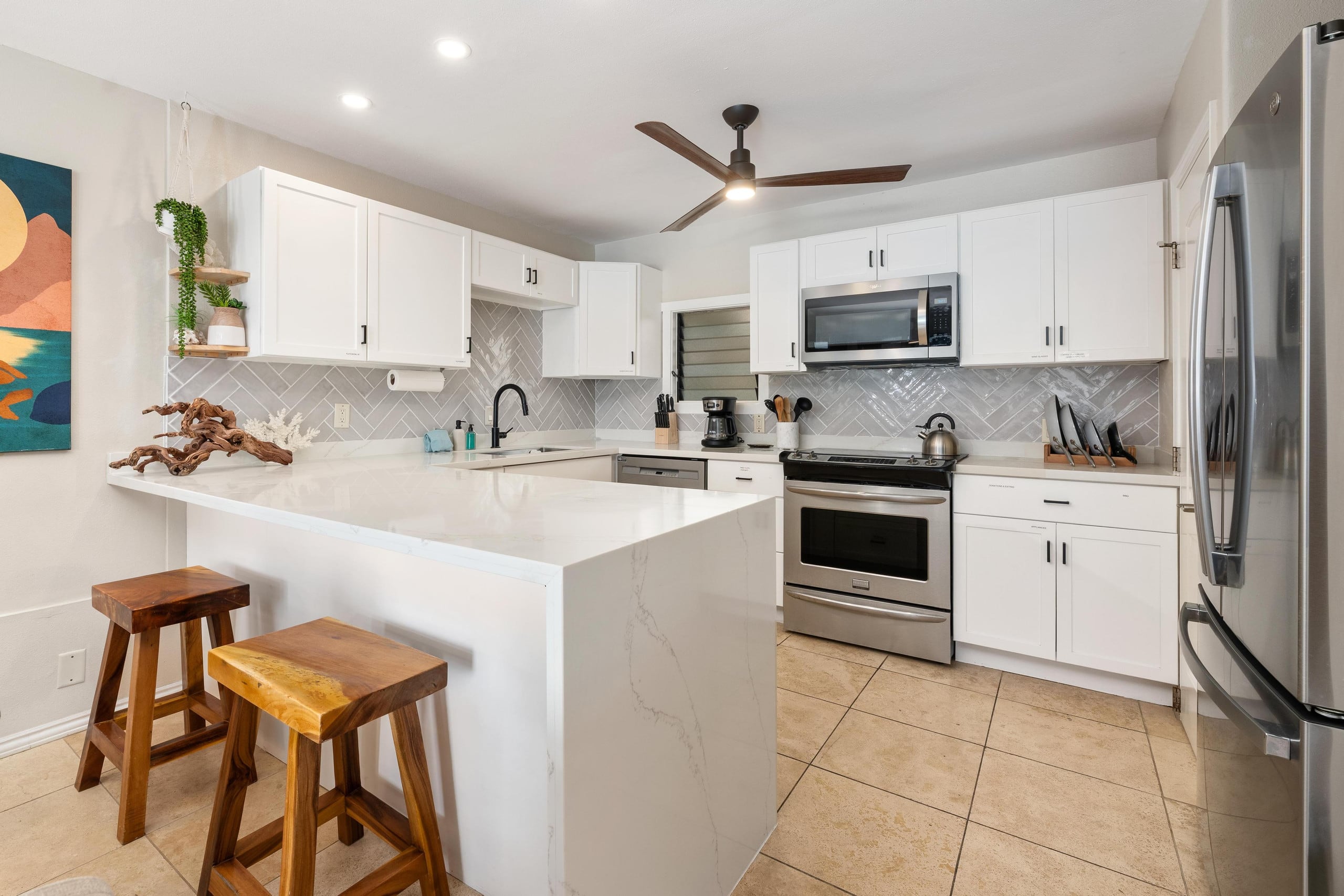 Condo in Kailua-Kona · ★4.67 · 3 bedrooms · 5 beds · 2 baths - Image 13
