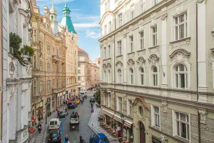 The BEST place in Prague – Old Town