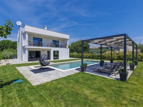 Top performing Airbnb: Villa Essea by Interhome in Općina Kanfanar