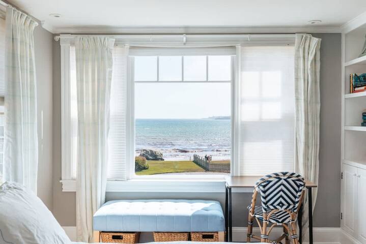 Beach Haven by STAY Newport gallery image 2