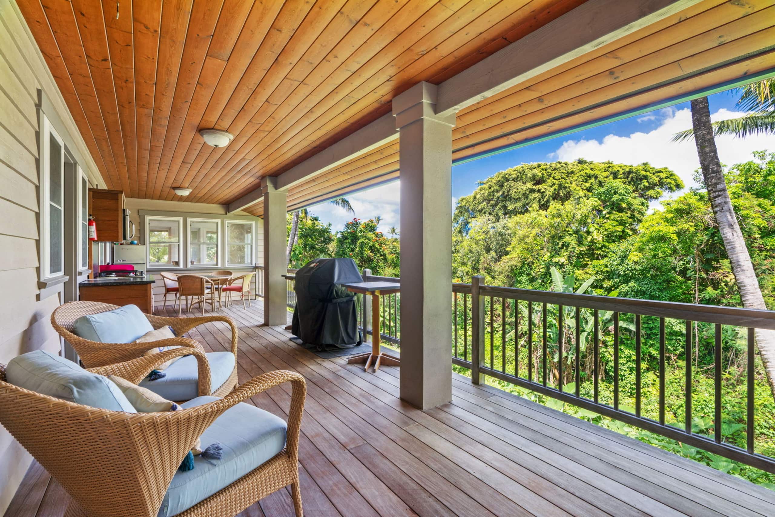 Home in Princeville · ★4.99 · 1 bedroom · 1 bed · 1 bath - Image 4