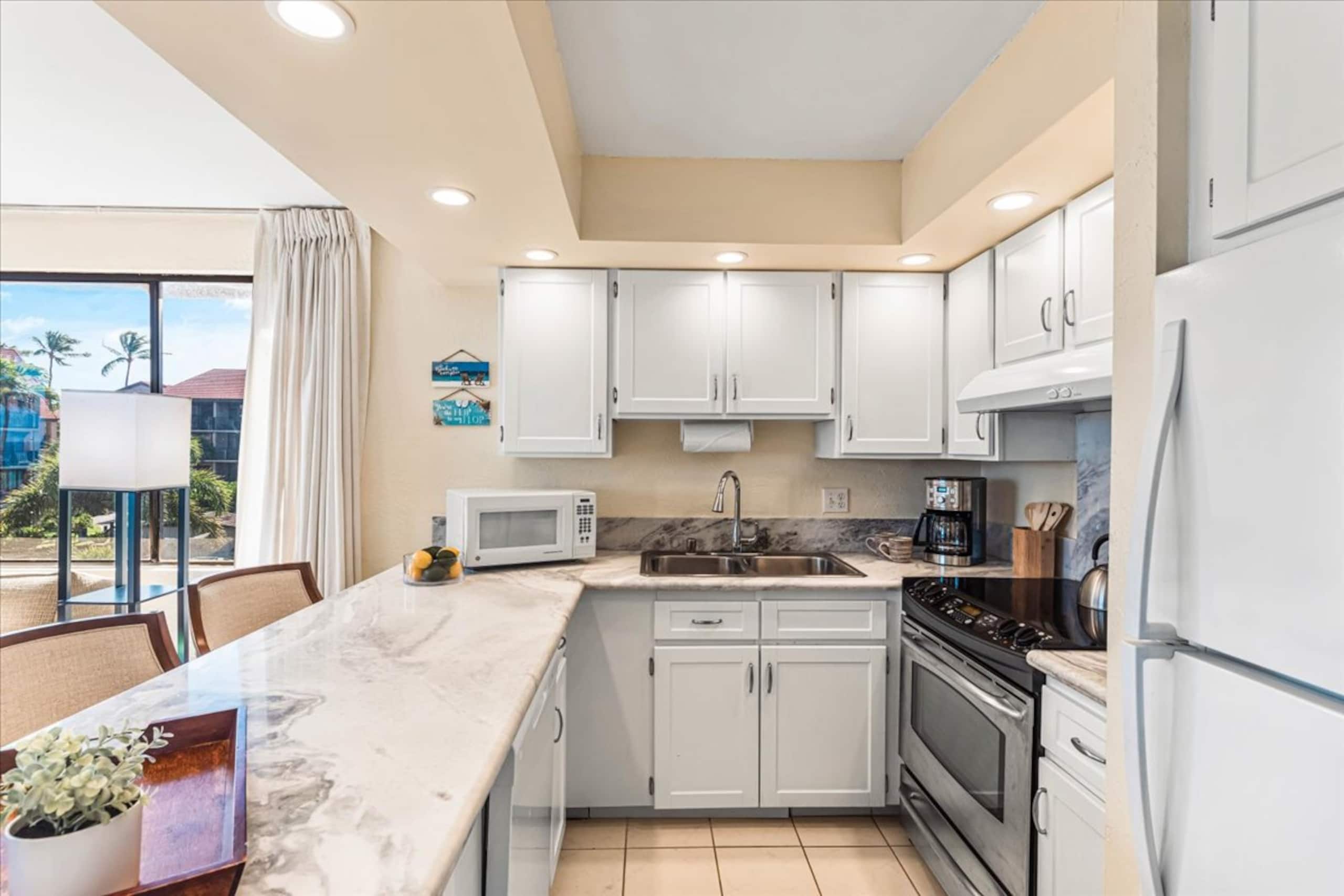 Condo in Lahaina · ★4.75 · 1 bedroom · 2 beds · 1 private bath - Image 16