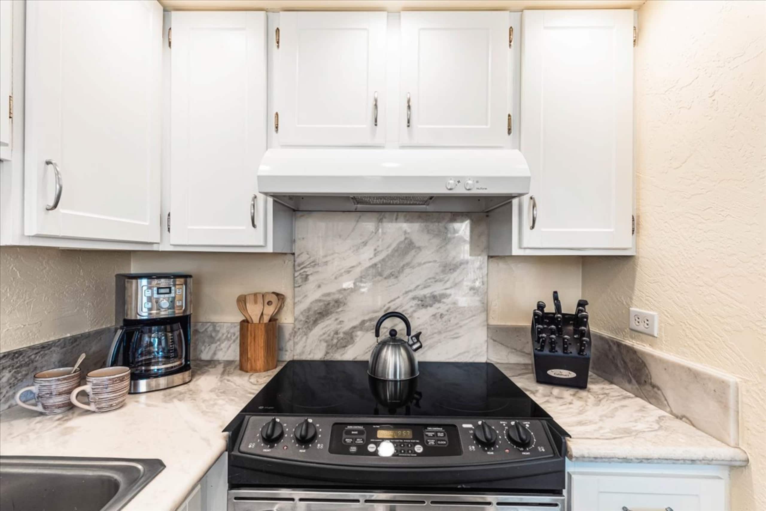 Condo in Lahaina · ★4.75 · 1 bedroom · 2 beds · 1 private bath - Image 17