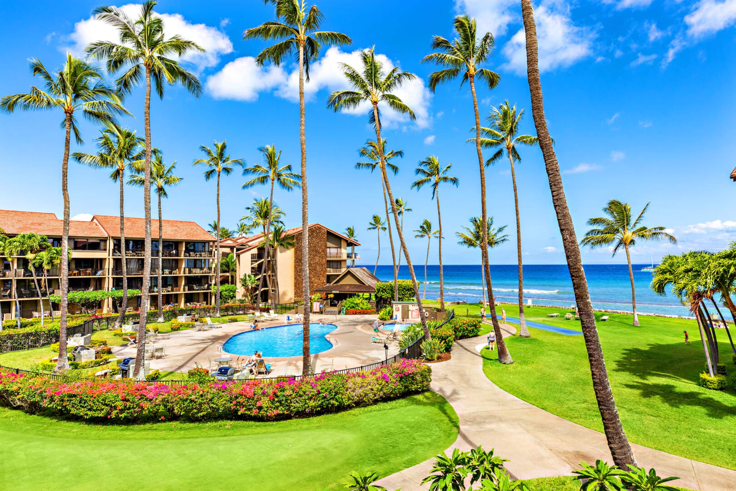 Condo in Lahaina · ★4.75 · 1 bedroom · 2 beds · 1 private bath - Image 25