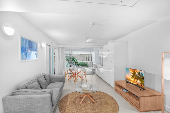 Belle Escapes - Drift Beachfront Resort Suite 4101 - Palm Cove