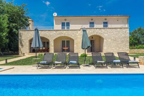 Countryside Villa - Diletta with pool and garden