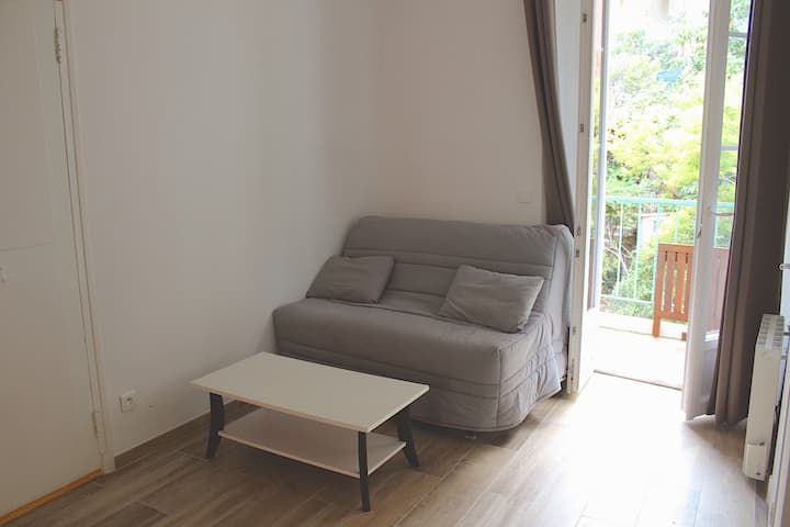 Villefranche-sur-mer: Superbe Appartement Avec Balcon - Saint-Jean-Cap-Ferrat