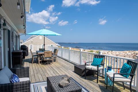 Oceanfront Home with Deck + Cape Cod Bay views!
