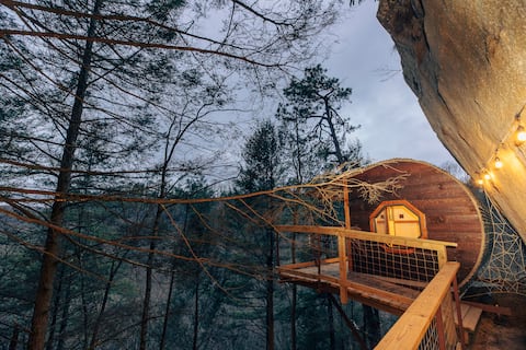 Grey Dreamer **Our Newest Cliff-suspended House!!**