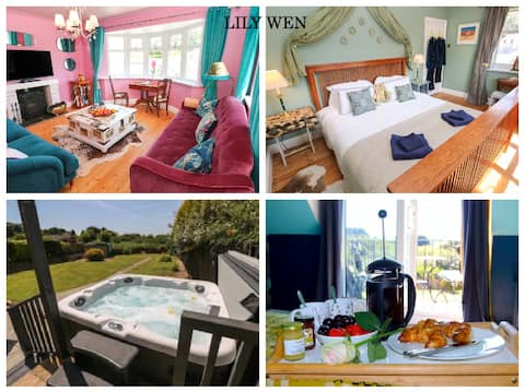 Luxury, Spacious, family, 6 BDR, Adapted, Hot Tub.