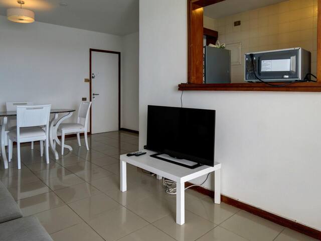 Apart Hotel & Fantastic Beach View 2-BDR – B1-002 gallery image 5