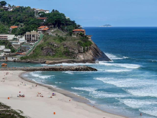 Apart Hotel & Fantastic Beach View 2-BDR – B1-002