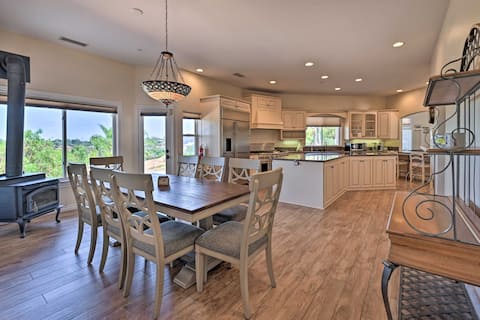 Luxe Vista Getaway w/ Private Pool & Hot Tub!