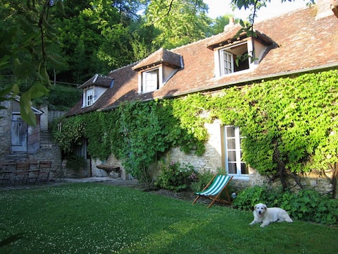 Le Cottage 1 hour from Paris & 15 mn from Giverny
